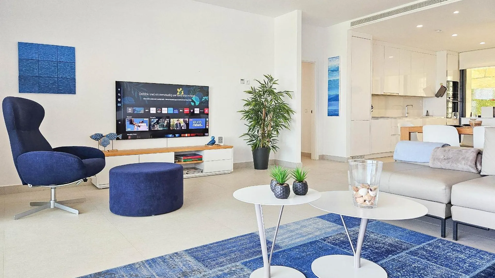 Modern 2 Bed Ground Floor Apartment Finca Cortesin Estepona Spain