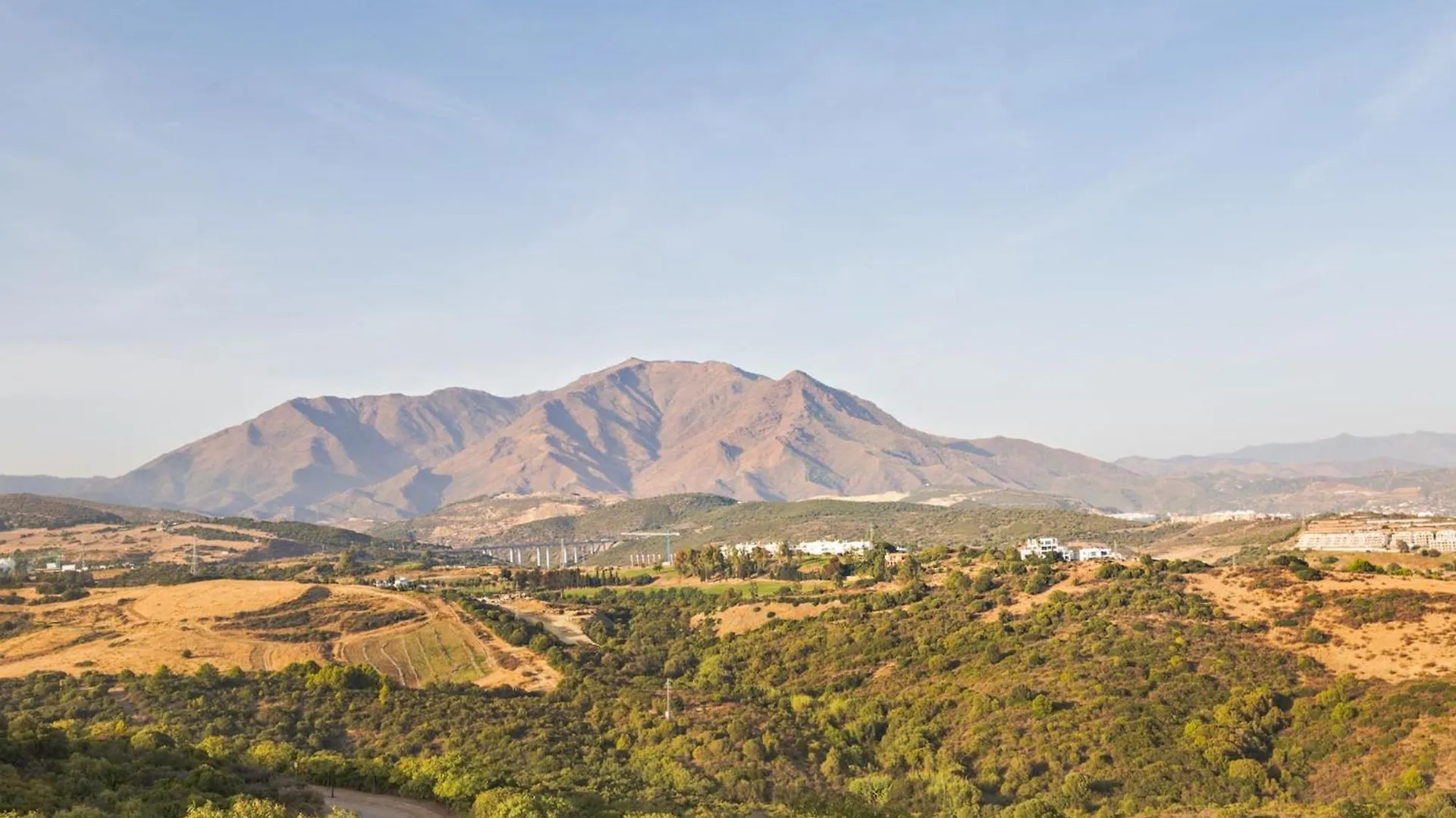 Modern 2 Bed Ground Floor Apartment Finca Cortesin Estepona