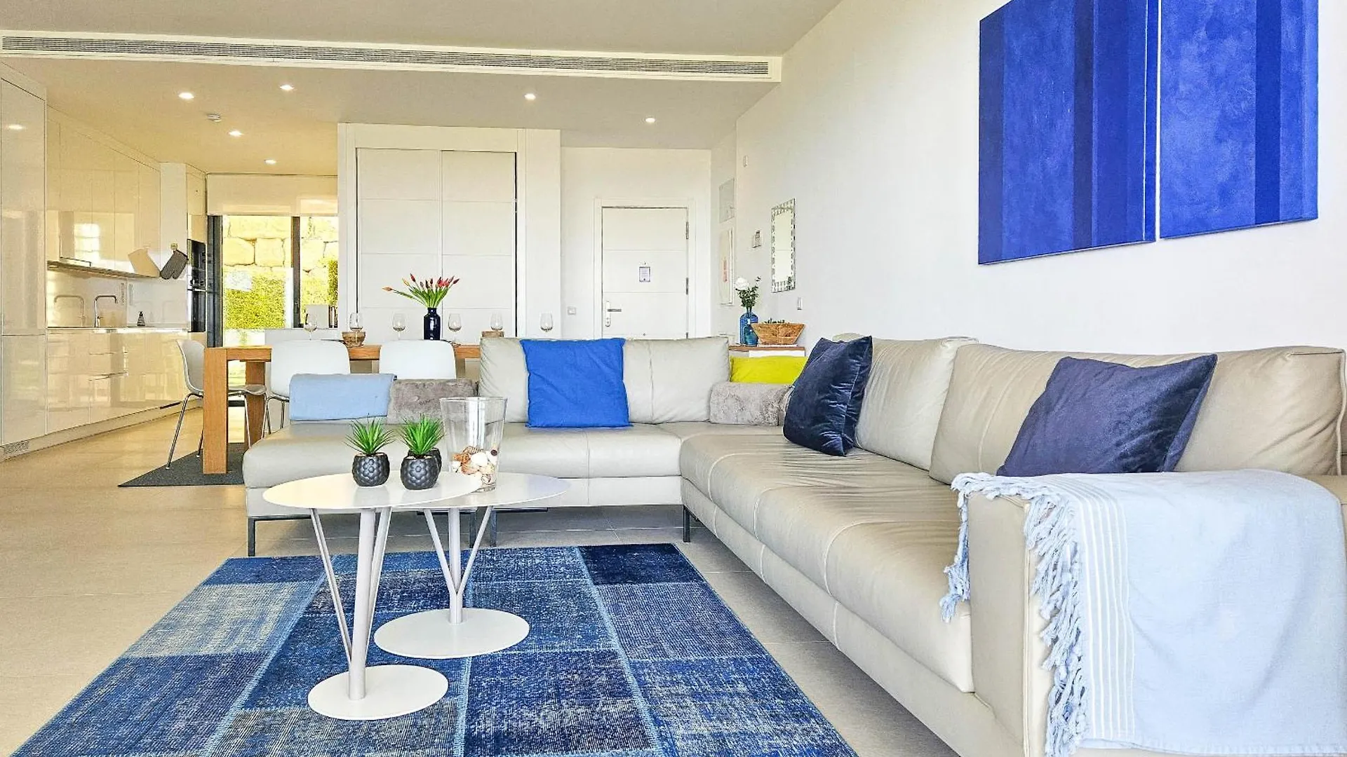 Modern 2 Bed Ground Floor Apartment Finca Cortesin Estepona